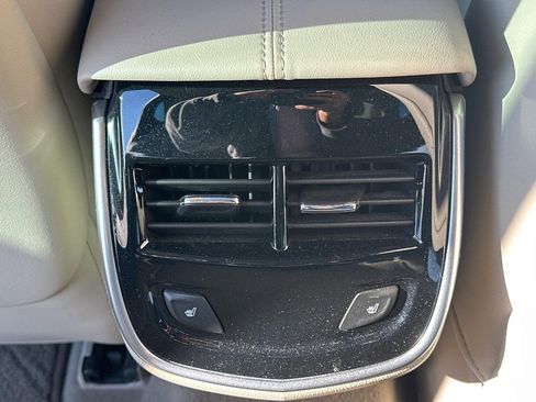 Used 2017 Cadillac XTS Luxury w/ Driver Awareness Package image 11