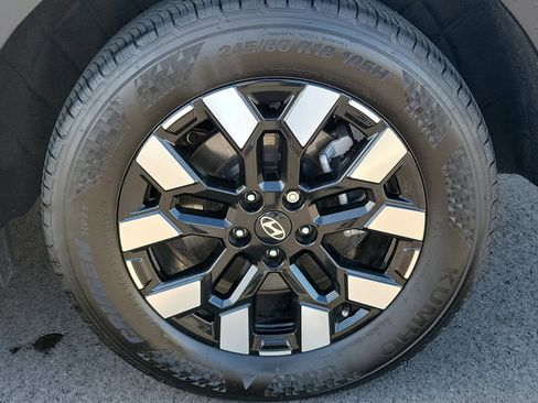 Used 2025 Hyundai Santa Cruz SEL FWD image 12