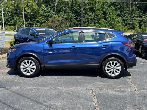 Certified 2022 Nissan Rogue Sport SV AWD/4WD image 6