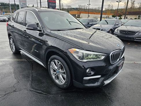 Used 2017 BMW X1 xDrive28i image 7