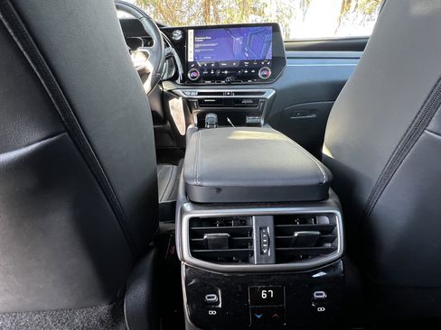 Used 2024 Lexus RX 350 Premium Plus w/ Convenience Package image 37