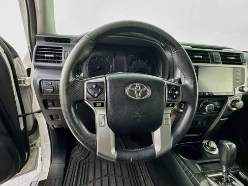 Used 2021 Toyota 4Runner SR5 Premium w/ Moonroof Package AWD/4WD image 12