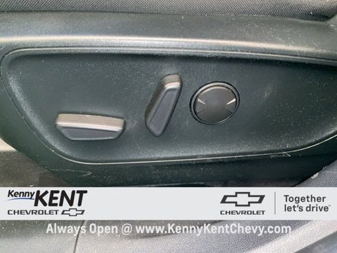 Used 2020 Ford Escape SE image 22