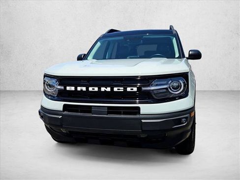 Used 2023 Ford Bronco Sport Outer Banks w/ Tech Package AWD/4WD image 3