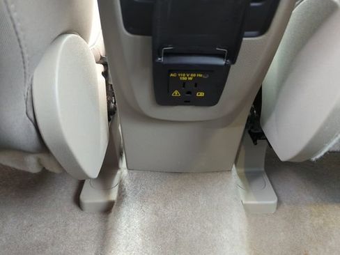 Used 2016 Ford Escape SE w/ Equipment Group 201A FWD image 38