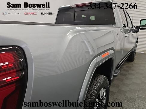 New 2026 GMC Sierra 2500 Denali w/ Denali Reserve Package AWD/4WD image 9