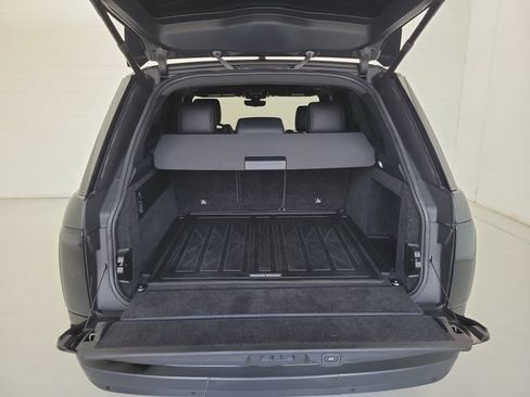 Used 2017 Land Rover Range Rover AWD/4WD image 9