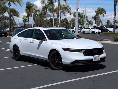 Used 2025 Honda Accord SE image 2