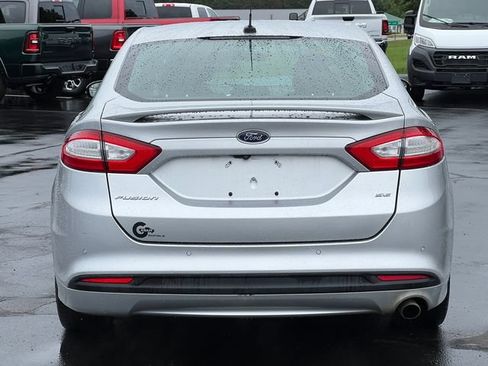 Used 2016 Ford Fusion SE FWD image 37