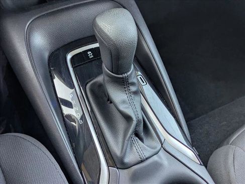 Used 2025 Toyota Corolla LE image 14