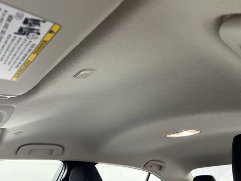 Used 2025 Toyota Corolla LE w/ LE Premium Package FWD image 25