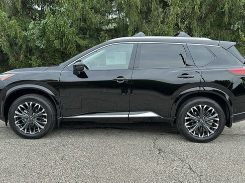 New 2026 Nissan Rogue Platinum w/ Platinum Premium Package AWD/4WD image 18