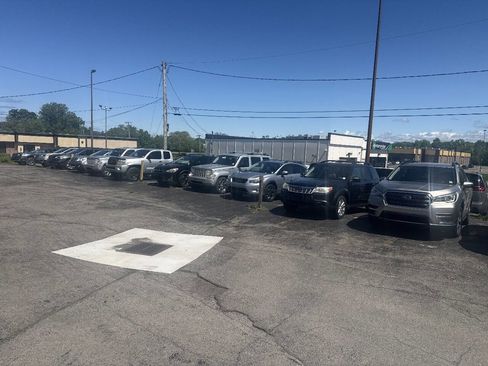 Used 2012 Jeep Liberty Sport w/ Popular Equipment Group AWD/4WD image 17