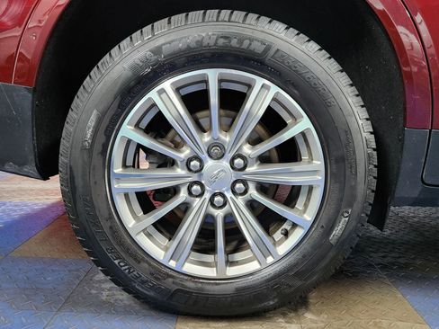 Used 2018 Cadillac XT5 Luxury w/ Driver Awareness Package image 69