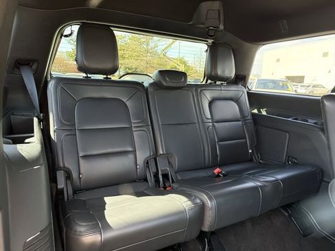 Used 2024 Lincoln Navigator Reserve AWD/4WD image 24