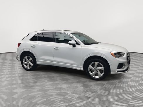 Used 2019 Audi Q3 2.0T Premium image 38