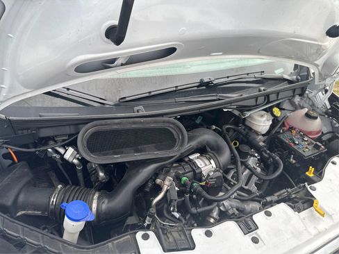 Used 2025 Ford Transit 350 XLT RWD image 11