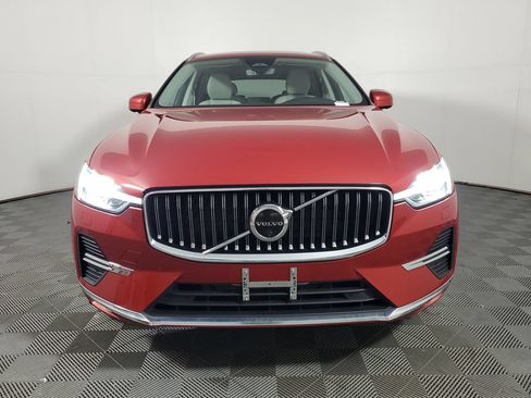 Used 2023 Volvo XC60 B5 Plus w/ Climate Package AWD/4WD image 2