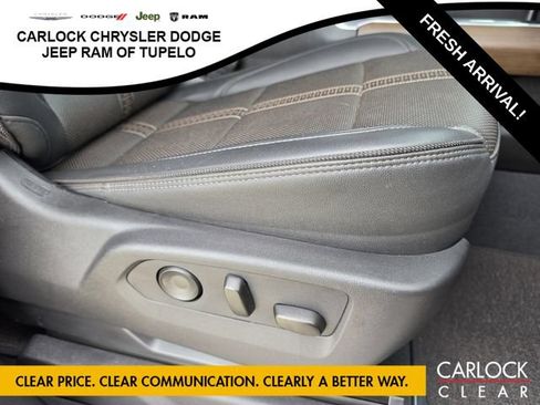 Used 2024 Chevrolet Silverado 3500 High Country w/ Technology Package AWD/4WD image 32