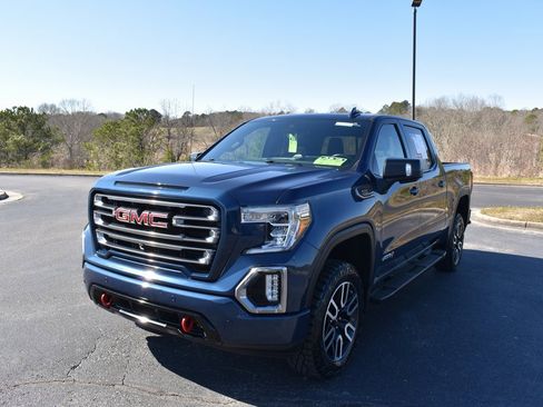 Used 2020 GMC Sierra 1500 AT4 w/ AT4 Premium Package image 2