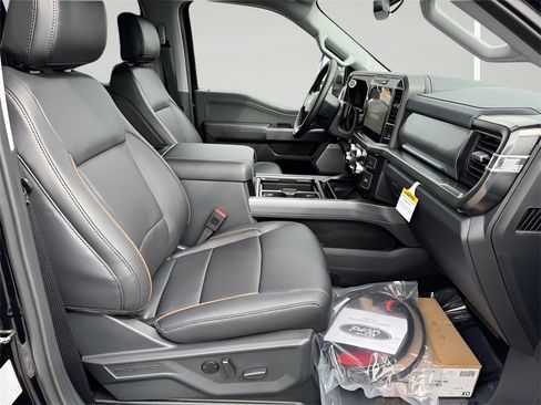 New 2026 Ford F250 Lariat w/ Lariat Ultimate Package image 29