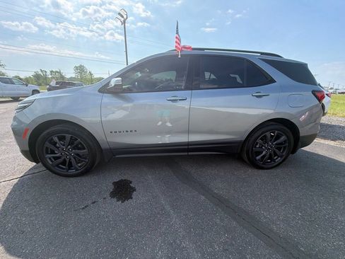 Used 2024 Chevrolet Equinox RS FWD image 3