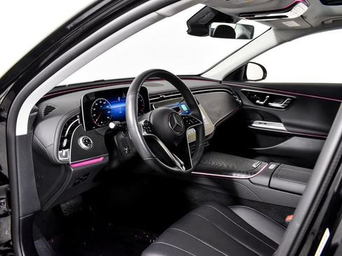 Certified 2025 Mercedes-Benz E 350 Sedan w/ Winter Package image 21
