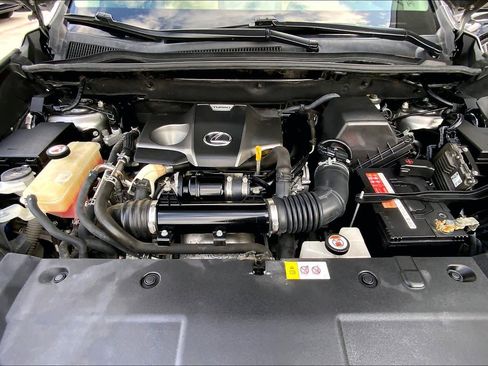 Used 2018 Lexus NX 300 image 26