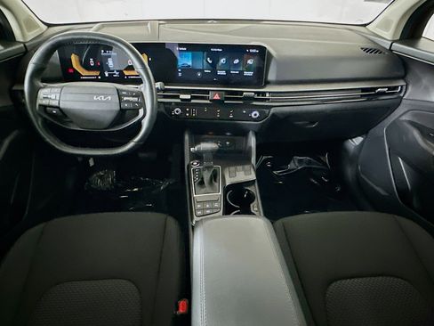 Used 2026 Kia Sportage LX FWD image 27