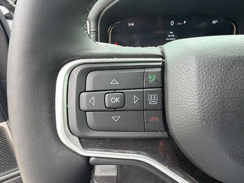 Used 2024 Jeep Wagoneer L 4WD image 29