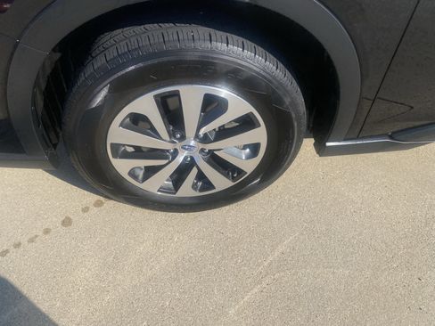 Used 2022 Subaru Outback Premium w/ Popular Package #1 image 2