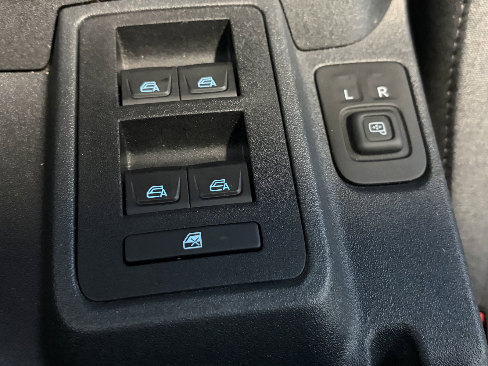 Used 2022 Ford Bronco 4-Door AWD/4WD image 18