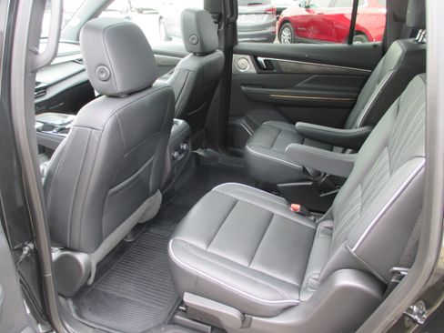 Used 2026 Buick Enclave Avenir w/ Super Cruise Package AWD/4WD image 21