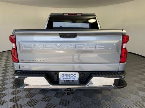 Used 2023 Chevrolet Silverado 1500 LT AWD/4WD image 7
