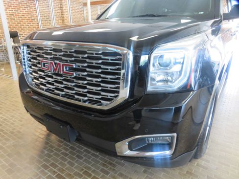 Used 2019 GMC Yukon XL Denali AWD/4WD image 66