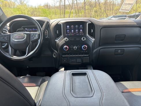 Used 2022 GMC Sierra 1500 AT4 w/ AT4 Premium Package AWD/4WD image 19