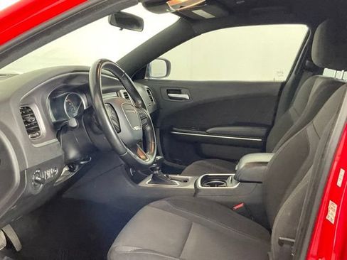 Used 2022 Dodge Charger SXT RWD image 10