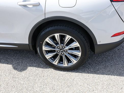 Certified 2022 Lincoln Corsair Reserve w/ Equipment Group 201A image 4