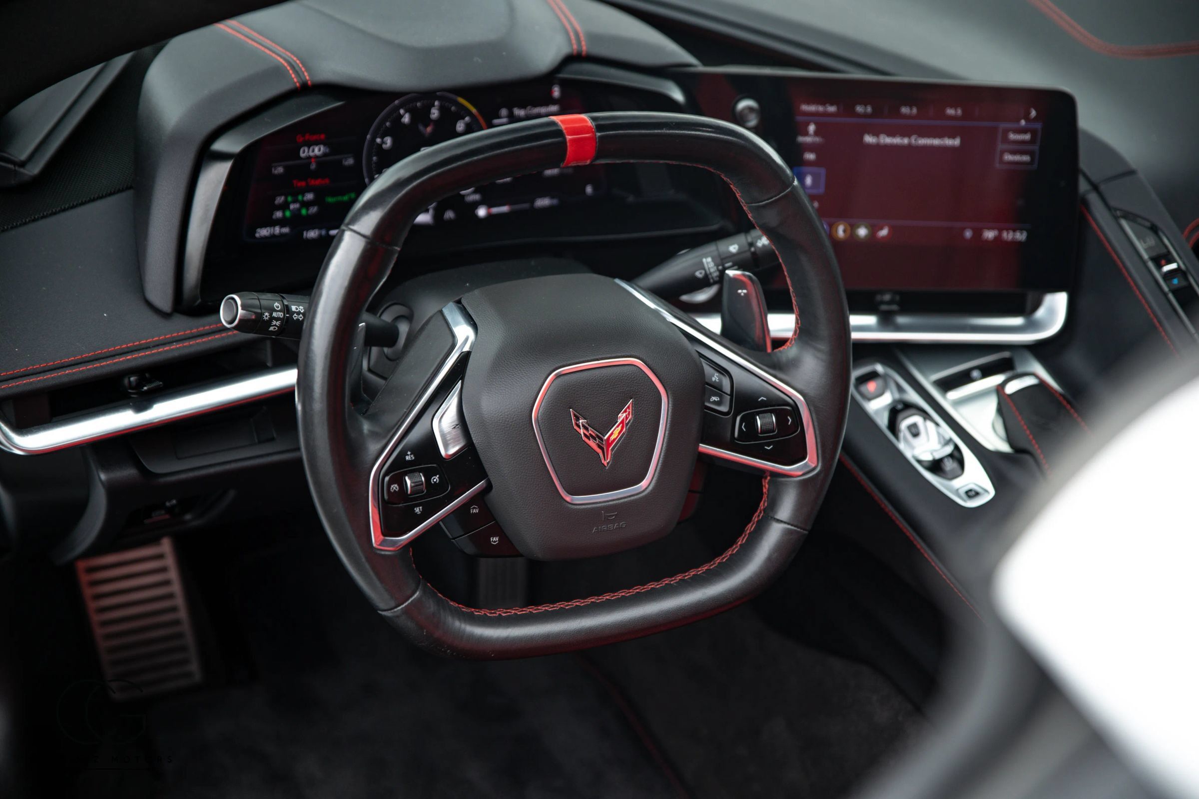 Used 2020 Chevrolet Corvette Stingray Coupe w/ Z51 Performance Package RWD image 25