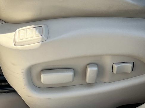 Used 2013 Cadillac SRX Performance image 23