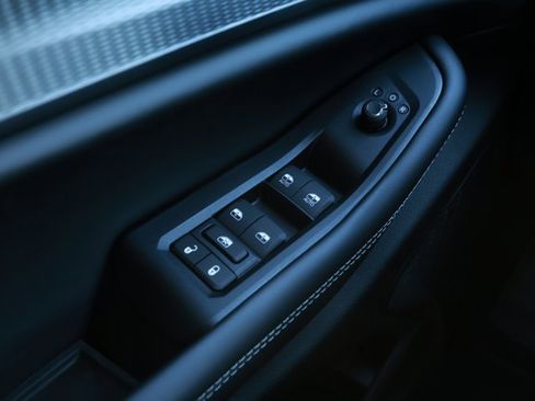 New 2025 Jeep Grand Cherokee Laredo X image 23