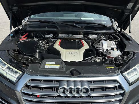 Used 2018 Audi SQ5 Premium Plus image 9