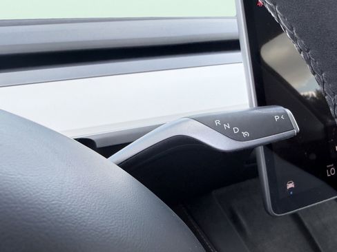 Used 2023 Tesla Model Y Long Range AWD/4WD image 45