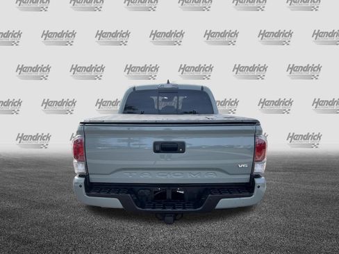 Used 2023 Toyota Tacoma TRD Off-Road w/ Technology Package image 9