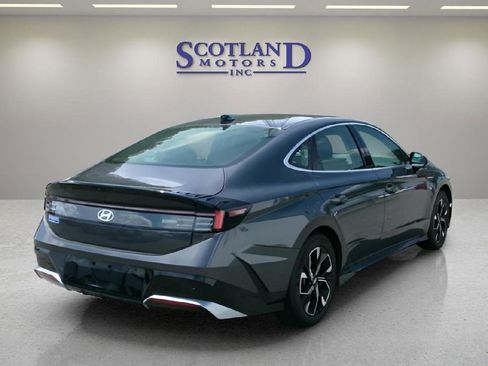 Used 2025 Hyundai Sonata SEL FWD image 6