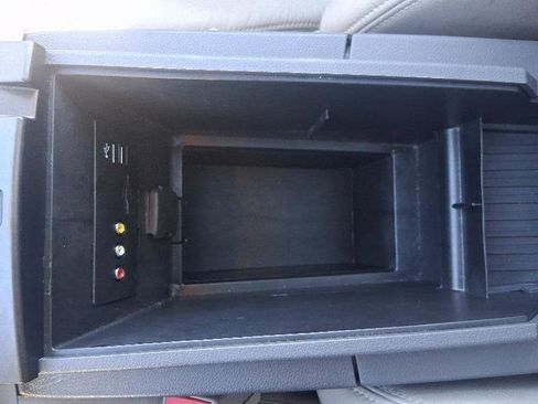 Used 2012 Ford Edge SEL image 38