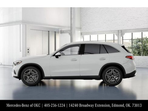 Used 2026 Mercedes-Benz GLC 300 4MATIC image 34