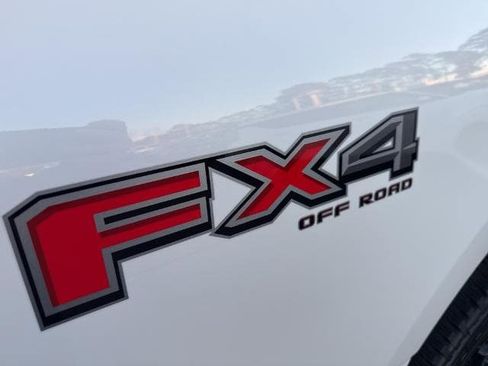 New 2026 Ford F250 Platinum w/ FX4 Off-Road Package image 16