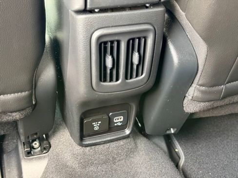 Used 2021 Jeep Compass Latitude AWD/4WD image 24