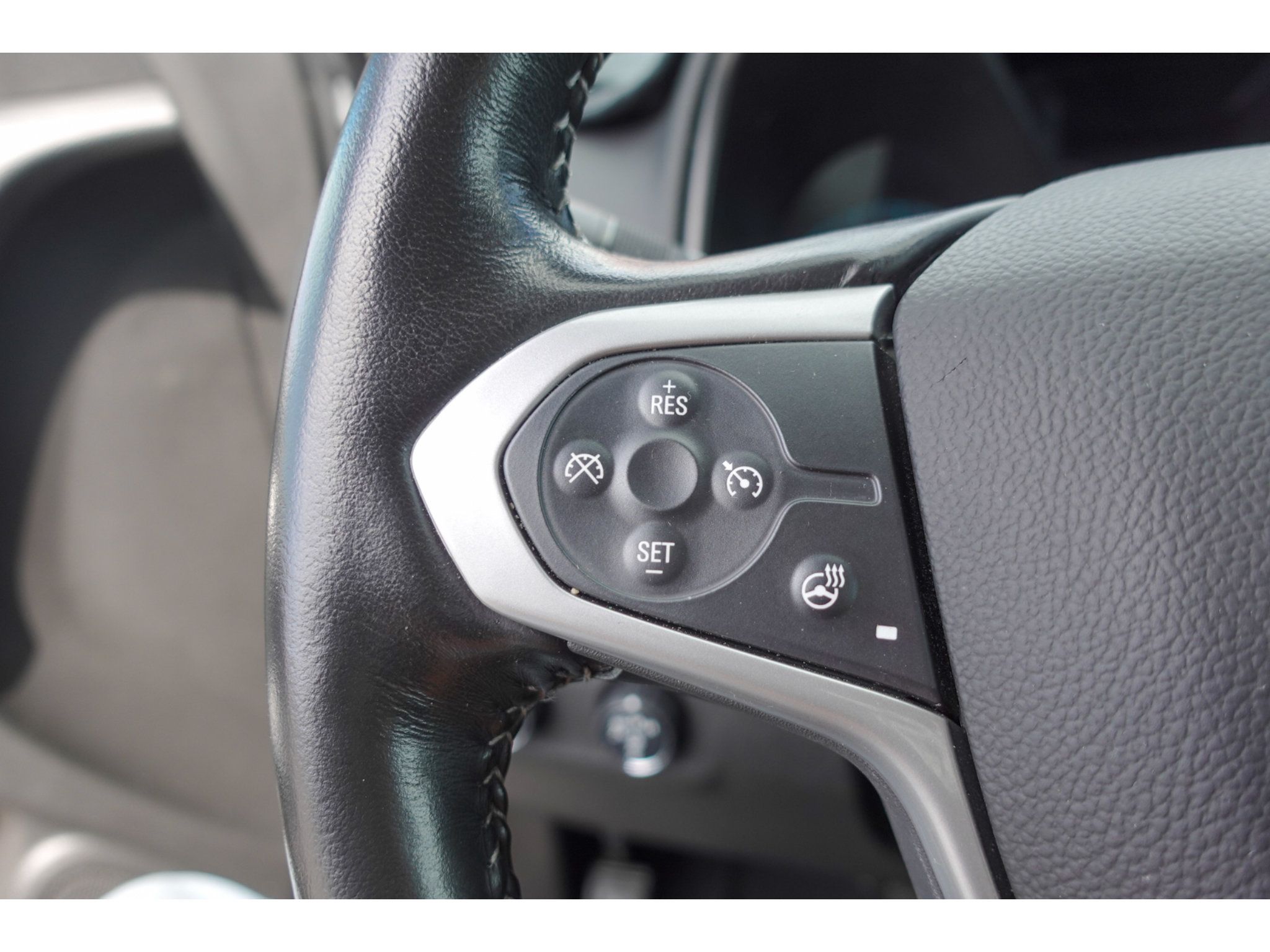 Used 2022 Chevrolet Colorado ZR2 w/ Colorado ZR2 Bison Edition AWD/4WD image 15